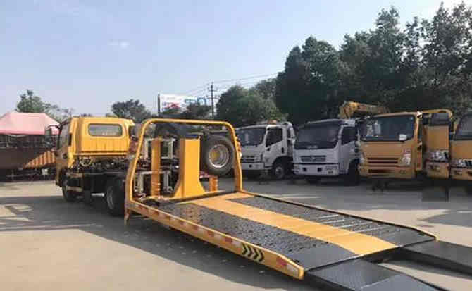 武隆区汽车中途维修案例